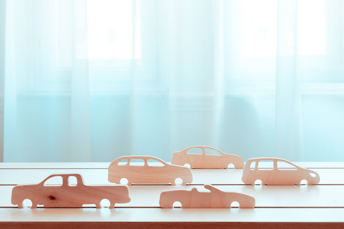 HINGI Funktsionaalse mänguriiuli kujundid “AUTOD”